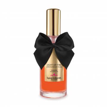 Согревающее массажное масло Bijoux Indiscrets Light My Fire Wild Strawberry & Honey, 100 мл Согревающее массажное масло Bijoux Indiscrets Light My Fire Wild Strawberry & Honey, 100 мл