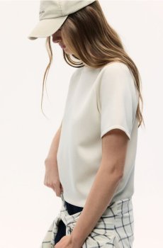 Reserved - Футболка з високим вмістом модалу - бежевий - 565GA-08X