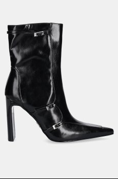 Полусапожки Steve Madden Fastened