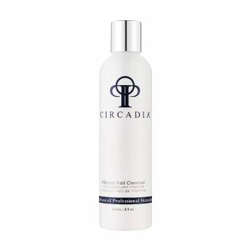 Очищающее масло для лица Circadia Vitamin Veil Cleanser, 236 мл Очищающее масло для лица Circadia Vitamin Veil Cleanser, 236 мл