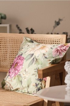 Наволочка з квітковим візерунком - різнобарвний