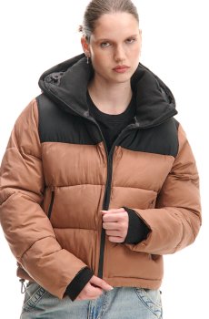 Cropp - Стьобана дута куртка з капюшоном - кавовий