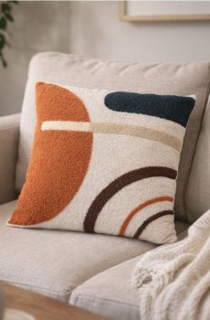 Візерункова декоративна подушка - бежевий