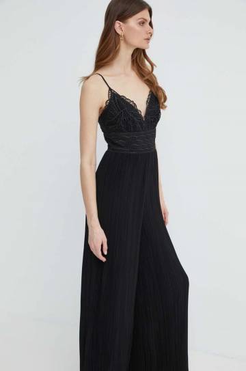 Комбинезон Guess AMIAH цвет чёрный острое декольте W4GD46 WFIJ0 Комбинезон Guess AMIAH цвет чёрный острое декольте W4GD46 WFIJ0