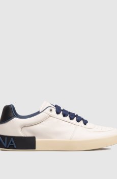 Белые кожаные кроссовки с фактурным логотипом