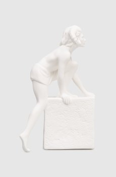 Декоративная фарфоровая статуэтка Zodiac Aries man