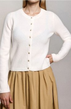 Кофта з декоративними ґудзиками - кремовий