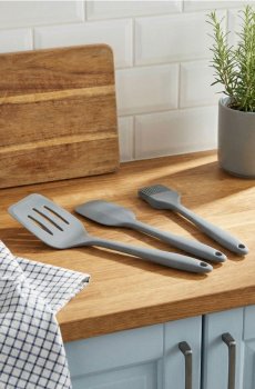 Набір силіконових аксесуарів: лопатка та пензлик - темно-сірий