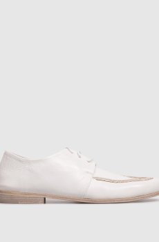 Белые кожаные дерби