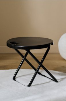Складний табурет з круглим сидінням - чорний