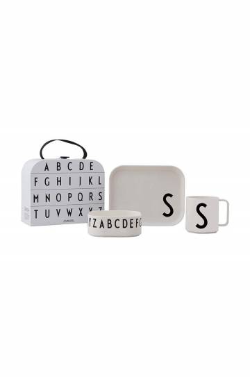 Детский набор для завтрака Design Letters Classics in a suitcase S (4 pack) Детский набор для завтрака Design Letters Classics in a suitcase S (4 pack)