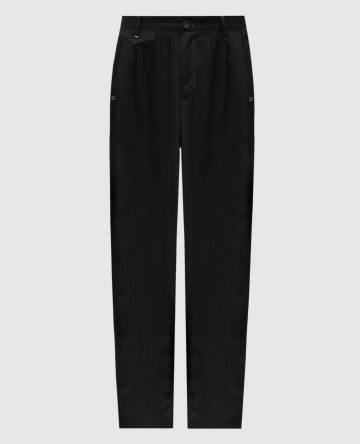 Черные брюки в полоску