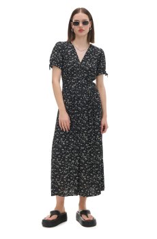 Cropp - Сукня міді - чорний