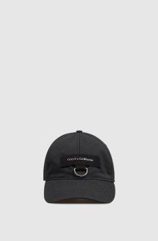 Черная кепка с фактурным логотипом