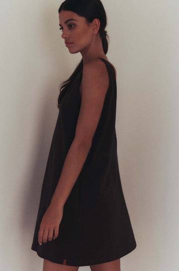 Хлопковое платье MUUV. sukienka #SKATEGIRL цвет коричневый mini oversize Хлопковое платье MUUV. sukienka #SKATEGIRL цвет коричневый mini oversize