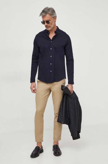 Хлопковая рубашка Armani Exchange мужская цвет синий relaxed классический воротник Хлопковая рубашка Armani Exchange мужская цвет синий relaxed классический воротник