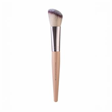 Кисть для румян Neverti Angled Blush Brush NP150.F04 Кисть для румян Neverti Angled Blush Brush NP150.F04