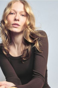 Reserved - Бавовняний лонгслів - темно коричневий - ZQ827-89X