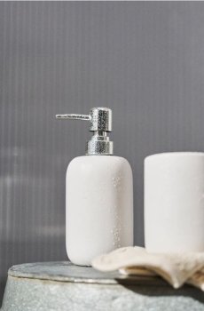 Керамічний дозатор для мила - білий