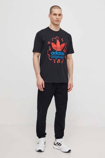 Хлопковая футболка adidas Originals мужская цвет чёрный с принтом IS0224 Хлопковая футболка adidas Originals мужская цвет чёрный с принтом IS0224