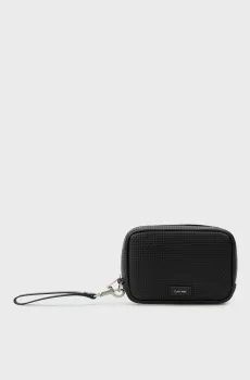 Мужской черный кожаный несессер EMBOSSED Черный ONESIZE Calvin Klein LV04D1111G