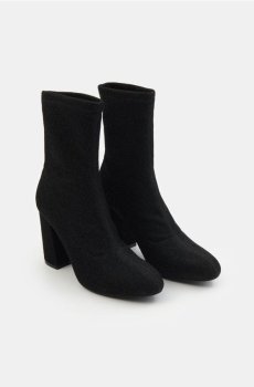 Високі черевики на підборах - чорний