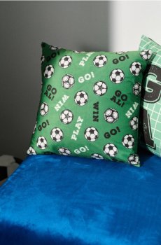 Наволочка з футбольним мотивом - свіжий зелений