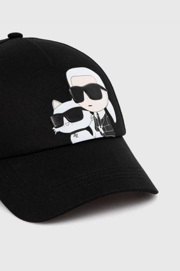 Хлопковая кепка Karl Lagerfeld цвет чёрный с аппликацией 245W3403 Хлопковая кепка Karl Lagerfeld цвет чёрный с аппликацией 245W3403