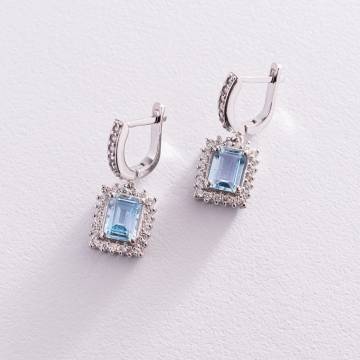 Серебряные серьги с голубыми топазами и фианитами 121350 Серебряные серьги с голубыми топазами и фианитами 121350