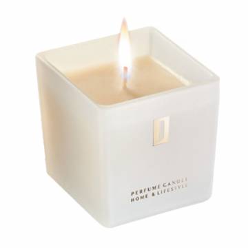 Парфюмированная соевая свеча Jfenzi La Amore Candle, 200 г Парфюмированная соевая свеча Jfenzi La Amore Candle, 200 г
