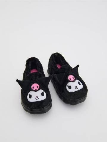 Reserved - Домашні капці Kuromi - чорний - 322GU-99X Reserved - Домашні капці Kuromi - чорний - 322GU-99X