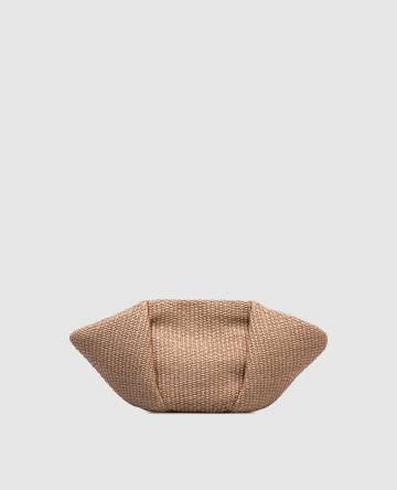Бежевая плетеная сумка Pouch Marina из рафии Бежевая плетеная сумка Pouch Marina из рафии