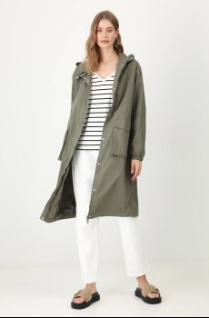 Лонгслив Medicine