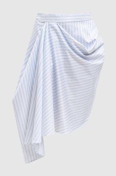 Белая юбка в полоску с драпировкой