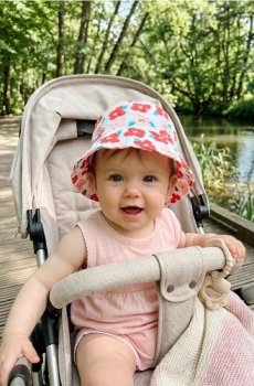 Бавовняний bucket hat з квітковим мотивом - різнобарвний