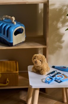 Іграшка – плюшевий пес із аксесуарами - різнобарвний