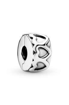 Намистина із сердечками