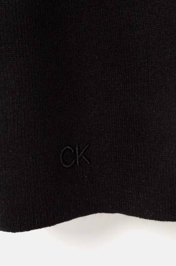 Шарф Calvin Klein женский цвет чёрный однотонный K60K612601 Шарф Calvin Klein женский цвет чёрный однотонный K60K612601