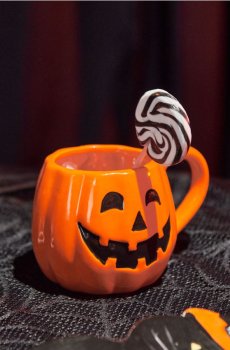 Кухоль Halloween - помаранчевий