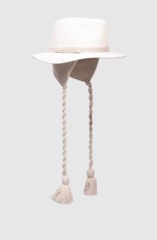 Белая шляпа из шерсти кролика с завязками