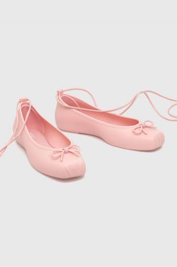 Балетки Melissa MELISSA VICKY AD цвет розовый M.33980.S172 Балетки Melissa MELISSA VICKY AD цвет розовый M.33980.S172