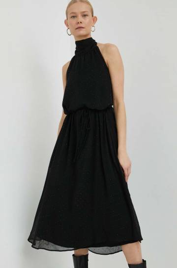 Платье Bruuns Bazaar Impatiens Gabby цвет чёрный maxi прямое Платье Bruuns Bazaar Impatiens Gabby цвет чёрный maxi прямое