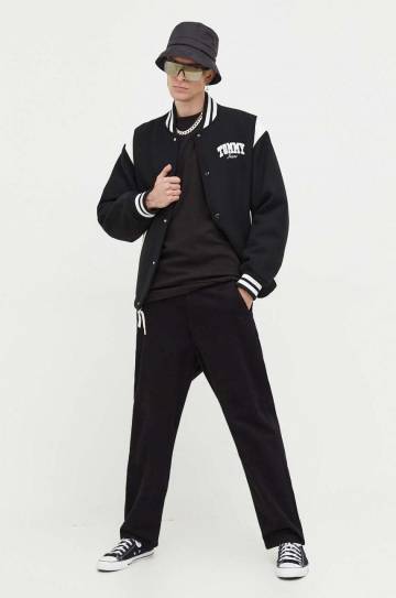 Куртка-бомбер с примесью шерсти Tommy Jeans цвет чёрный переходная Куртка-бомбер с примесью шерсти Tommy Jeans цвет чёрный переходная