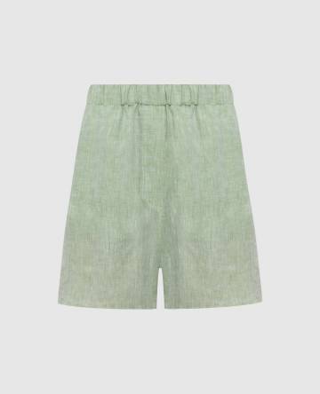 Зеленые шорты из льна
