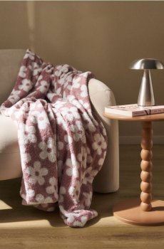 Плед із квітами - пастельний рожевий