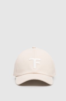 Бежевая кепка с монограммой