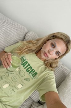 Бавовняна нічна сорочка з написом Matcha - світло-зелений