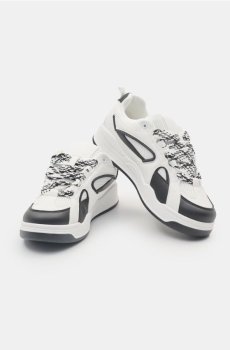 Кросівки з декоративними шнурками - різнобарвний