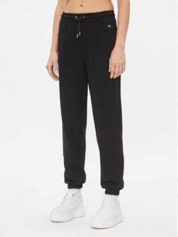 Gant Спортивні штани Rel Shield 4204921 Чорний Relaxed Fit Gant Спортивні штани Rel Shield 4204921 Чорний Relaxed Fit