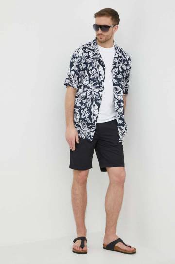 Хлопковая футболка Guess мужская цвет белый с аппликацией M4GI30 I3Z14 Хлопковая футболка Guess мужская цвет белый с аппликацией M4GI30 I3Z14